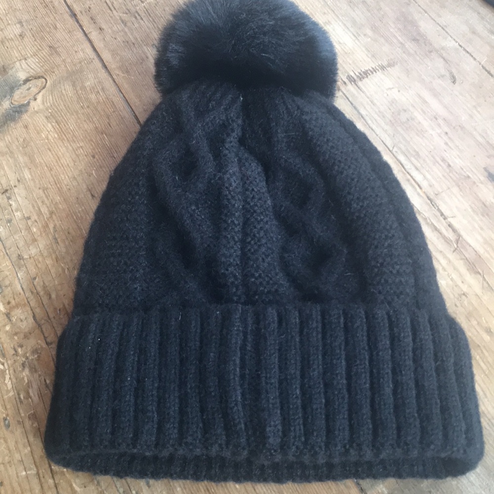 Cozy winter hat - Picture 2 of 5